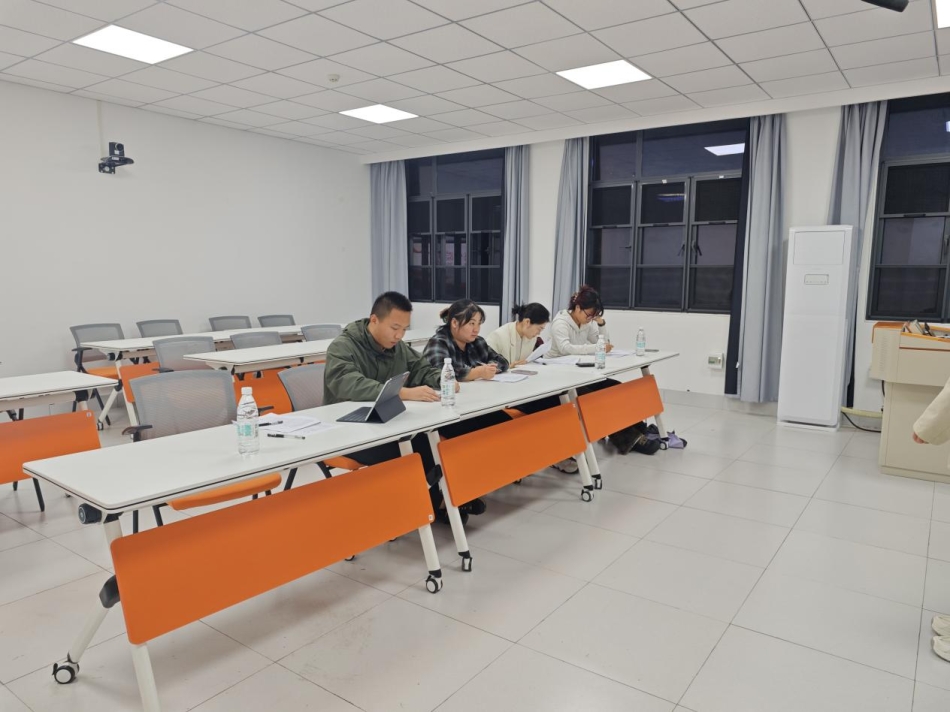 淬炼初心担使命 严把入口强根基——2025年下半年拟发展对象答辩